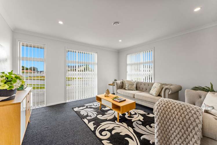 6 Dumas Place Rosehill_15