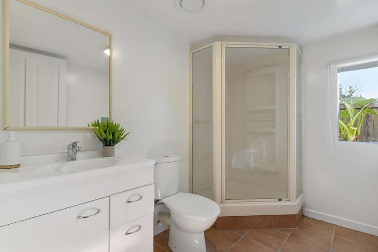 1/291 Glenfield Road Glenfield_14