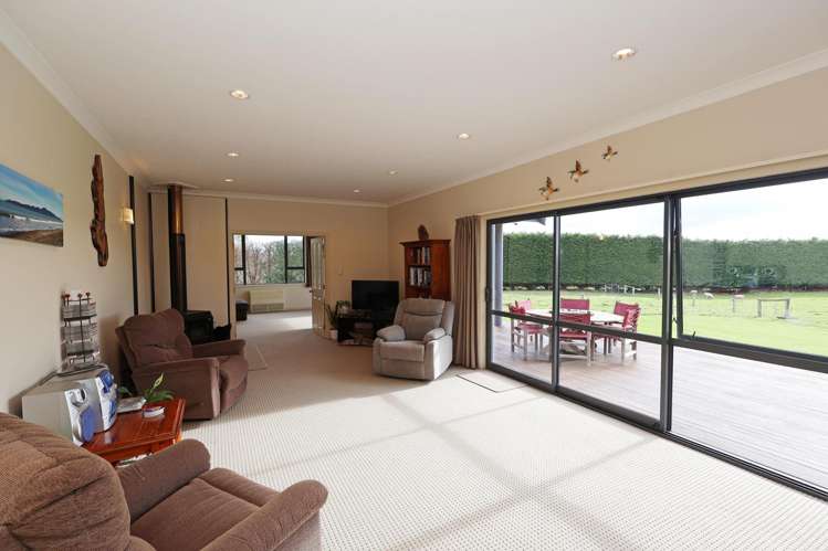 203 Pomona Road East Makarewa_6