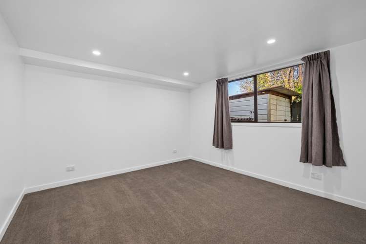 38C Dillons Point Road Islington_25