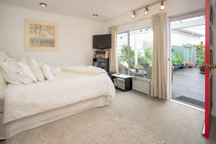 12 Emmett Street Newtown_10