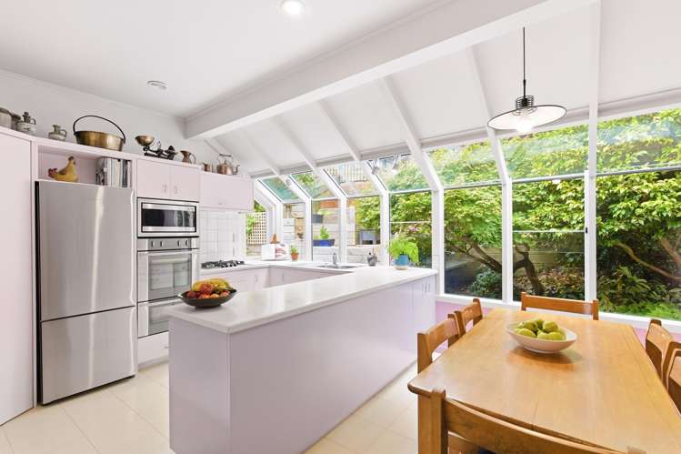 34 Torwood Road Khandallah_14