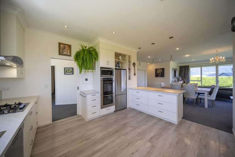 120 Aparima Drive Te Anau_13