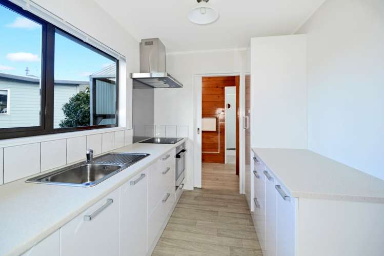 880 East Coast Road Northcross_18