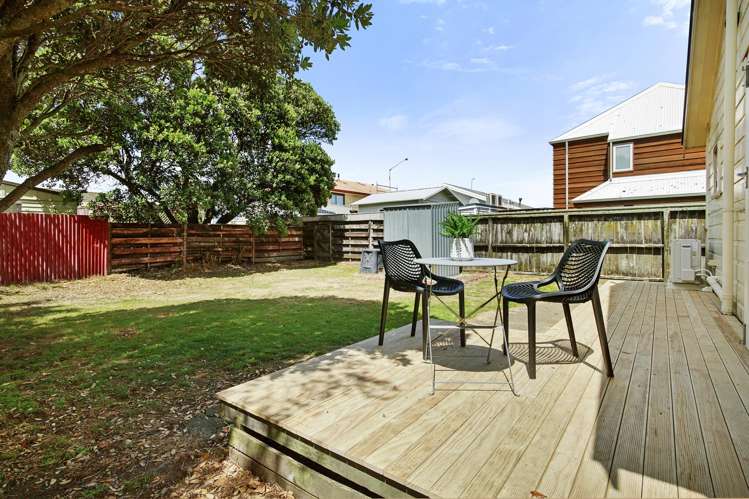 2 Patrick Street Petone_14