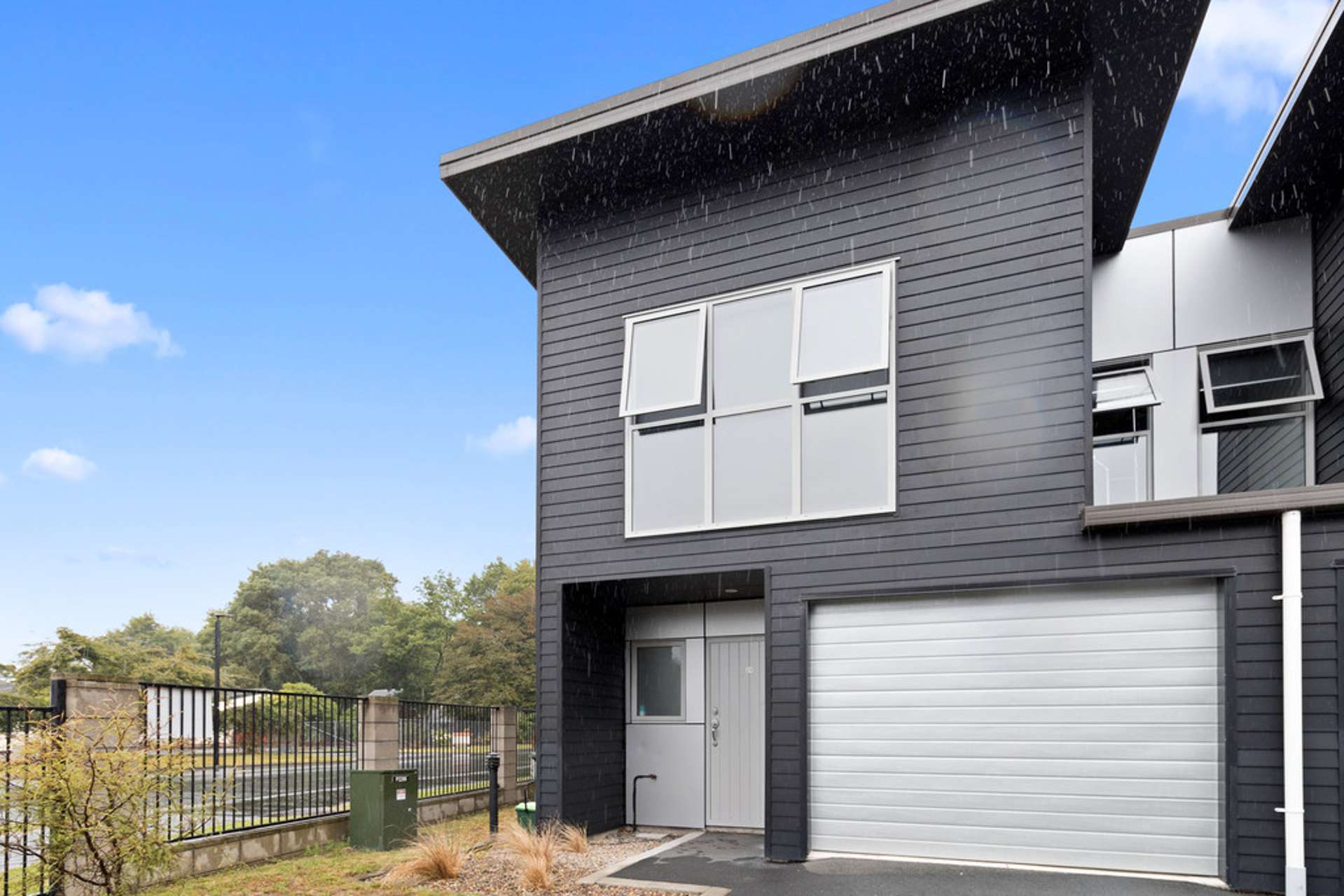 20/100 Knighton Road Hillcrest_0