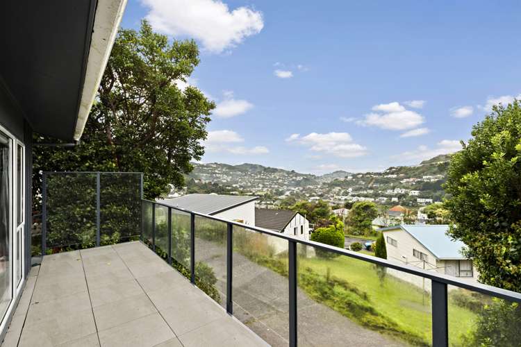 6 Swadel Way Karori_1