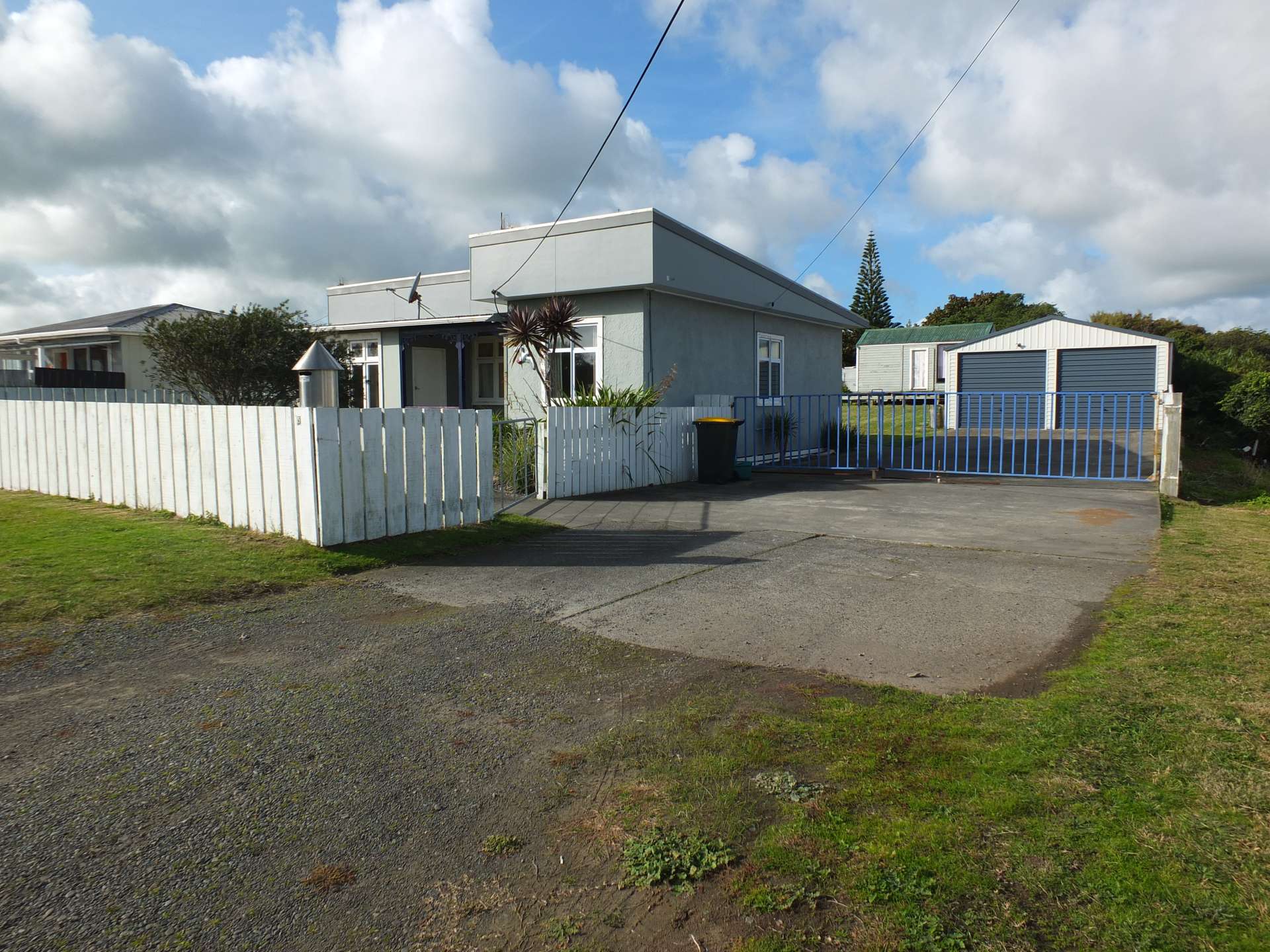 5 Huia Street Foxton Beach_0