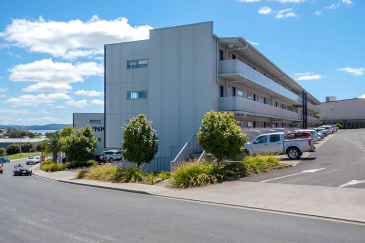 119/17 Link Crescent Stanmore Bay_14