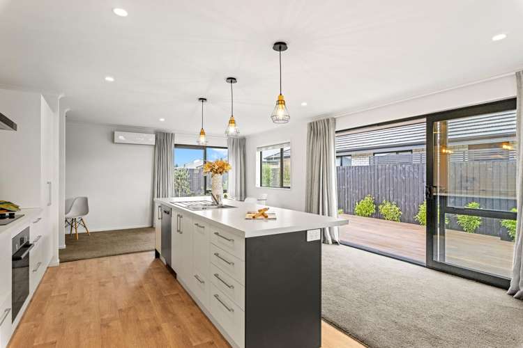 8 Letitia Street Burwood_8