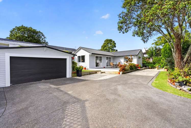 20 & 20A Brian Crescent Stanmore Bay_42