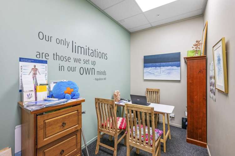 9/10 Wellington Street Howick_4