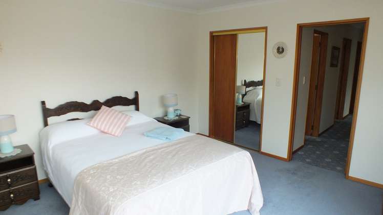 82 Pages Road Allenton_5