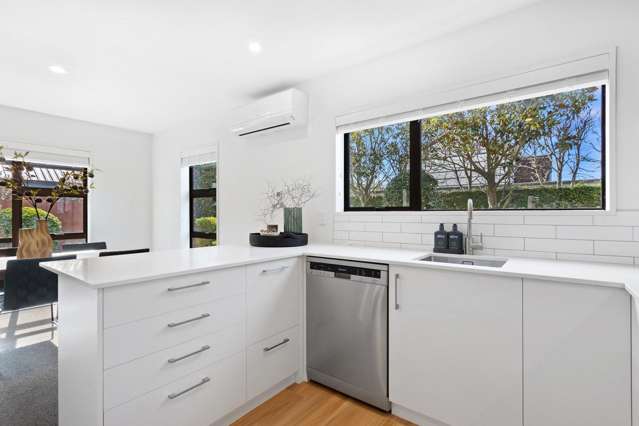 2/64 Searells Road Strowan_3