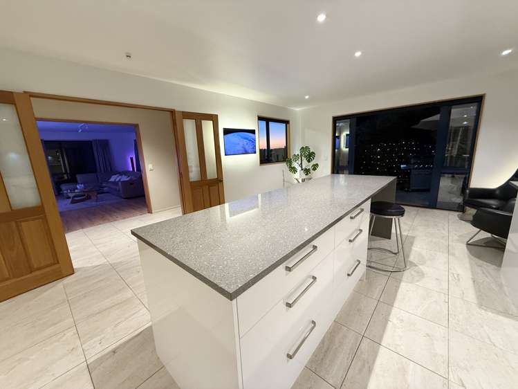 81 Whaka Terrace Huntsbury_9