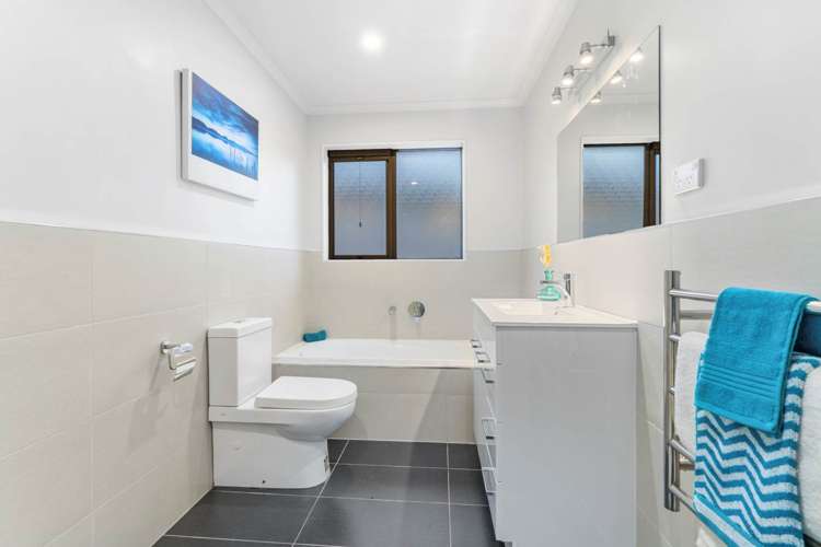 67 Tiriwa Drive Massey_18