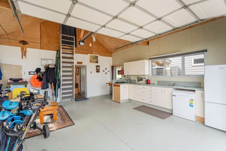 107 Benjamin Place Matarangi_17