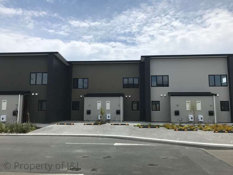 14/9 Surrey Street Tawa_11