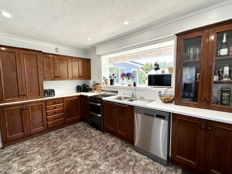 52 White Street Newfield_8