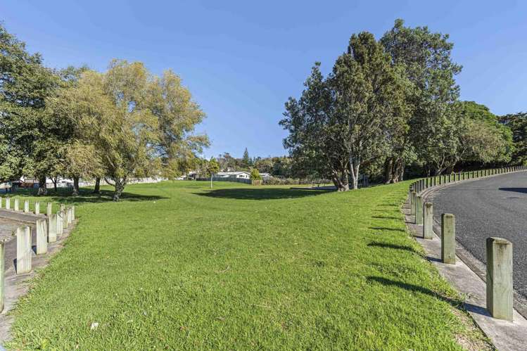 20 Kenmore Street Westown_16