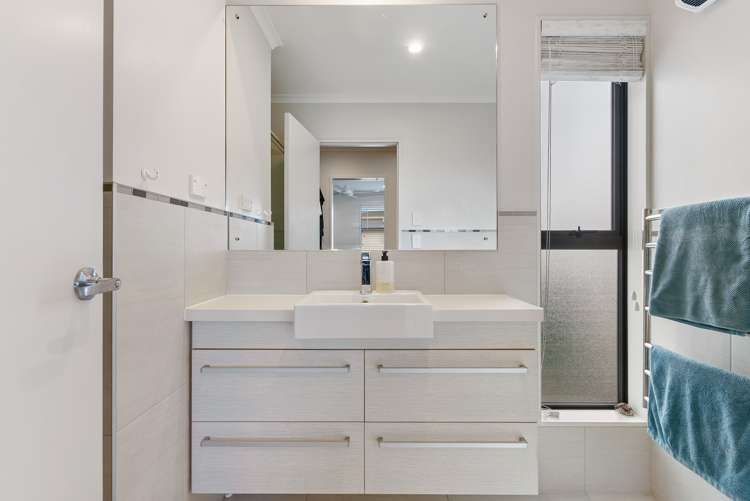 43 Costa Viva Crescent Karaka_16