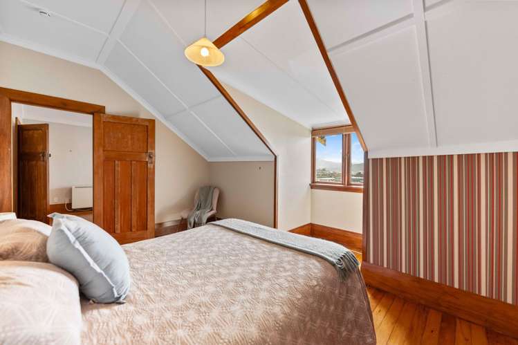 50 Easther Crescent Kew_22