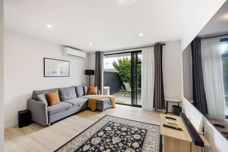 2/8 New Brighton Road Dallington_11