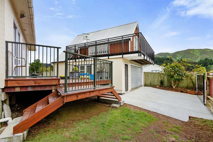 7 Honey Street Wainuiomata_18