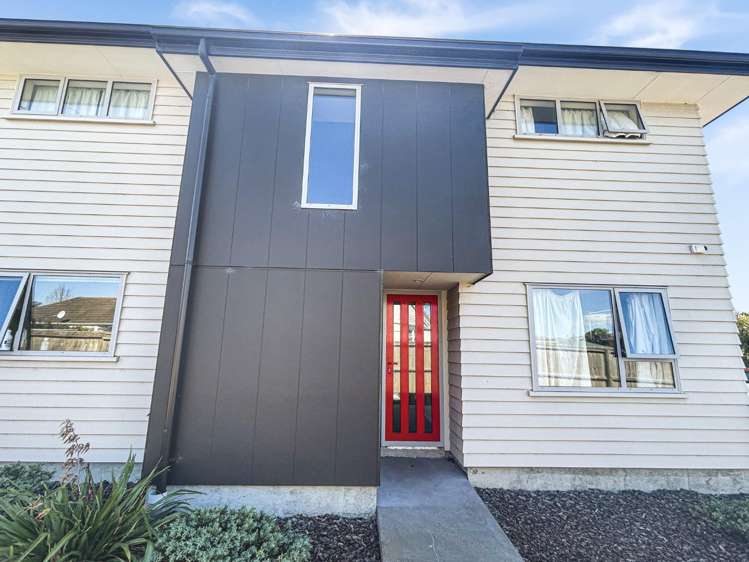 27 Centennial Avenue 10211_1