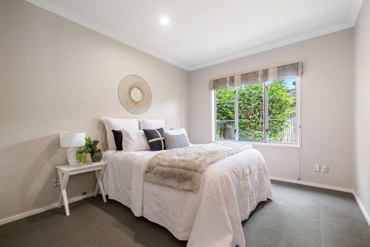 43 The Esplanade Huntington_19