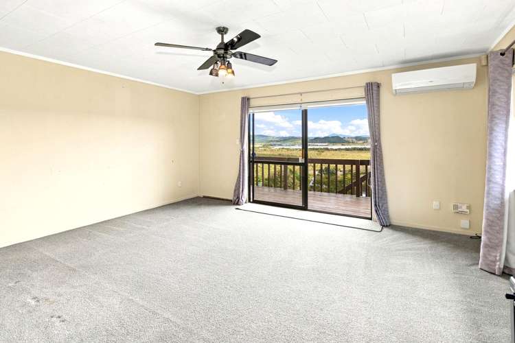 34 Raumati Crescent Onerahi_7