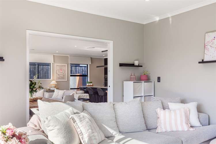 37 Siren Street Wainui_8