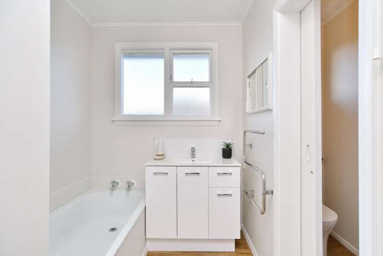 11 Price Place Linwood_13