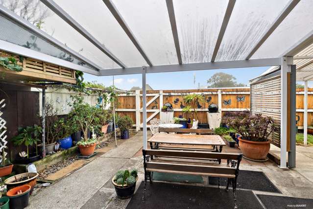 1/216 Edmonton Road Te Atatu South_3