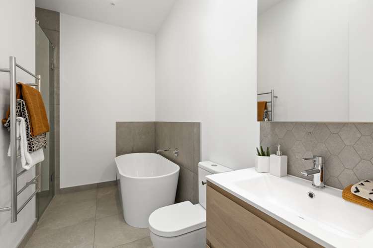 7/14 Tamariki Avenue Orewa_15