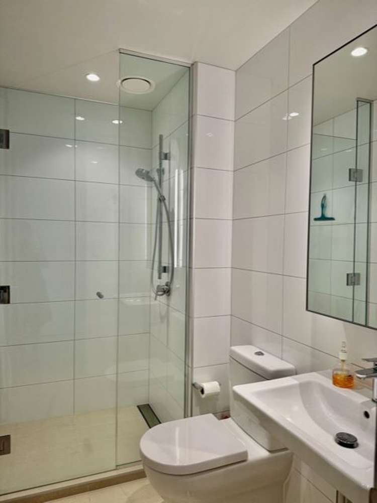 120/223A Green Lane West Epsom_9
