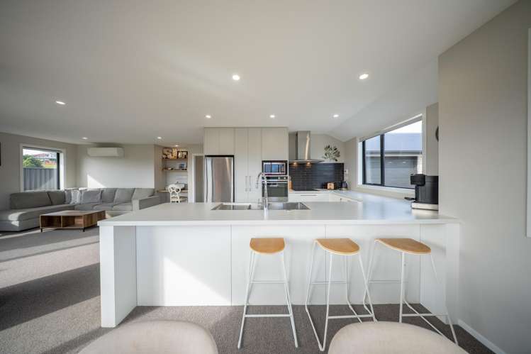 3B Ritchie Court_2