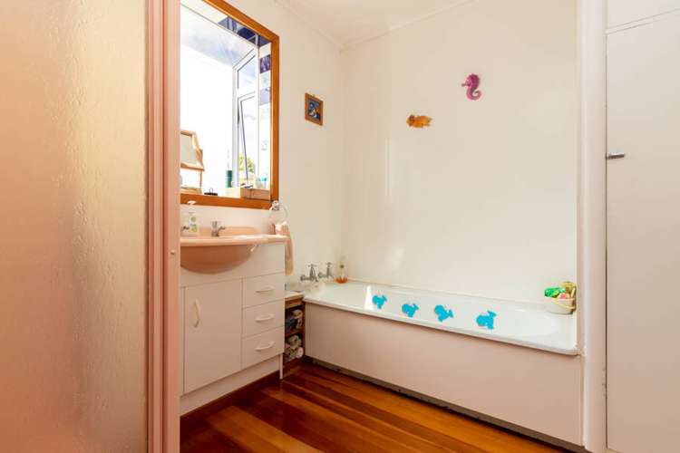 24 Kennedy Street Paeroa_11