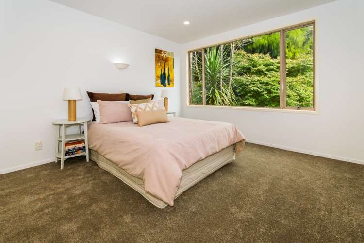 2/284 Glenfield Road Glenfield_17