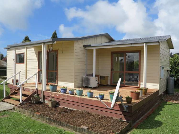 174a Commercial Street Takaka_13