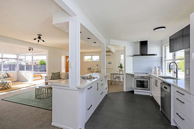 24 Magdalen Crescent Pirimai_3