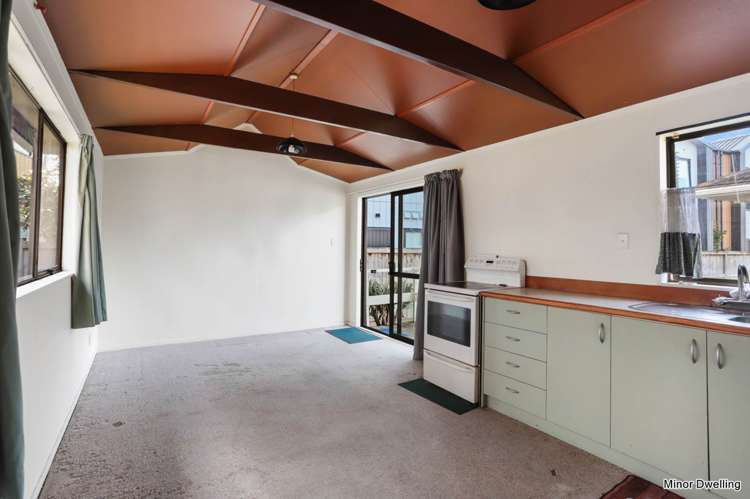 1 Beach Road Te Atatu Peninsula_15