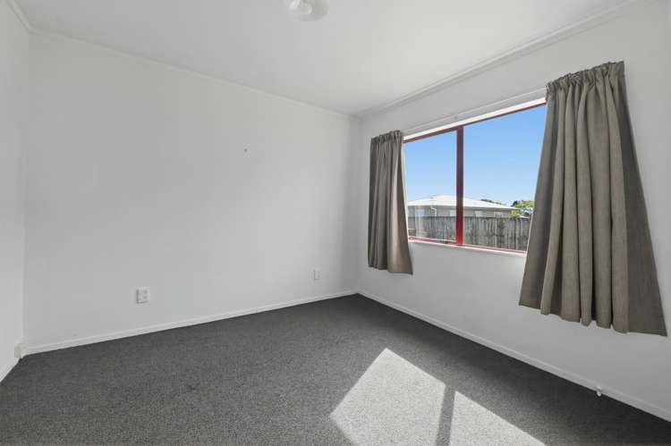 8 Beech Place Owhata_7