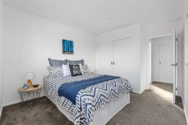 4/8 Yeovil Road Te Atatu Peninsula_1