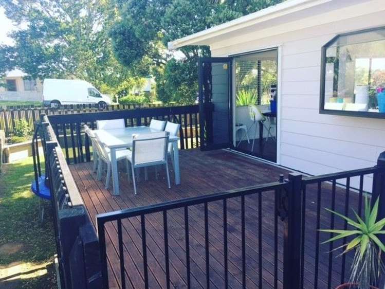 2/13 Gibraltar Street Howick_0