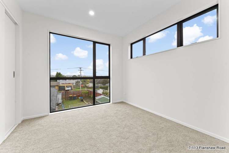 1,5,7/113 Flanshaw Road Te Atatu South_21