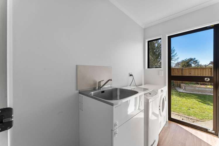 1a Lord Auckland Road Wakefield_20