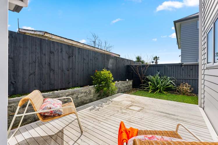 13d Teal Crescent Beach Haven_14