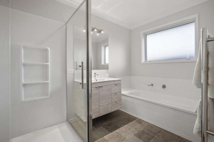 8 Coad Lane Pyes Pa_15