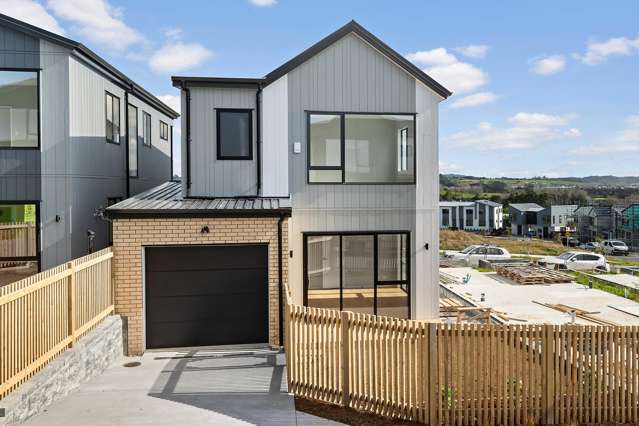 Stylish Home in Prime Silverdale Location